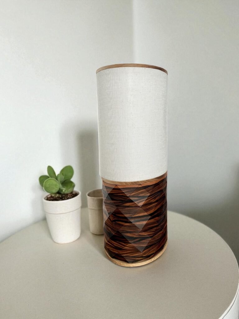 lampe en ébène de macassar