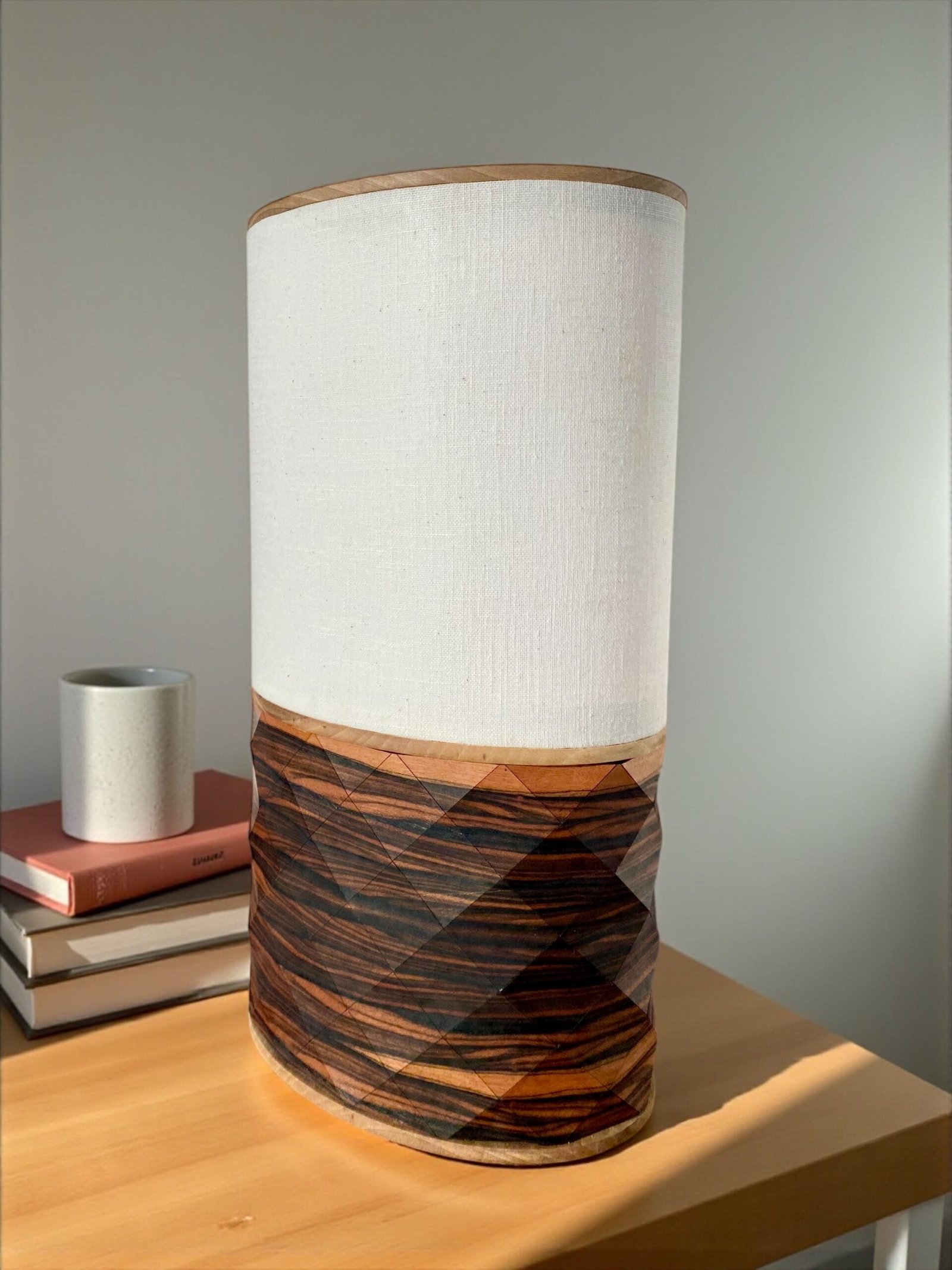 Lampe design en Ebène de Macassar - ELIPSIS – Image 4