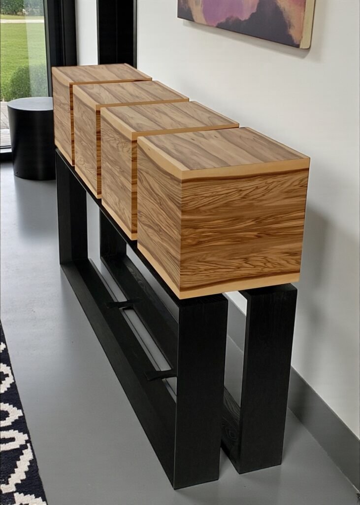 console contemporaine en bois