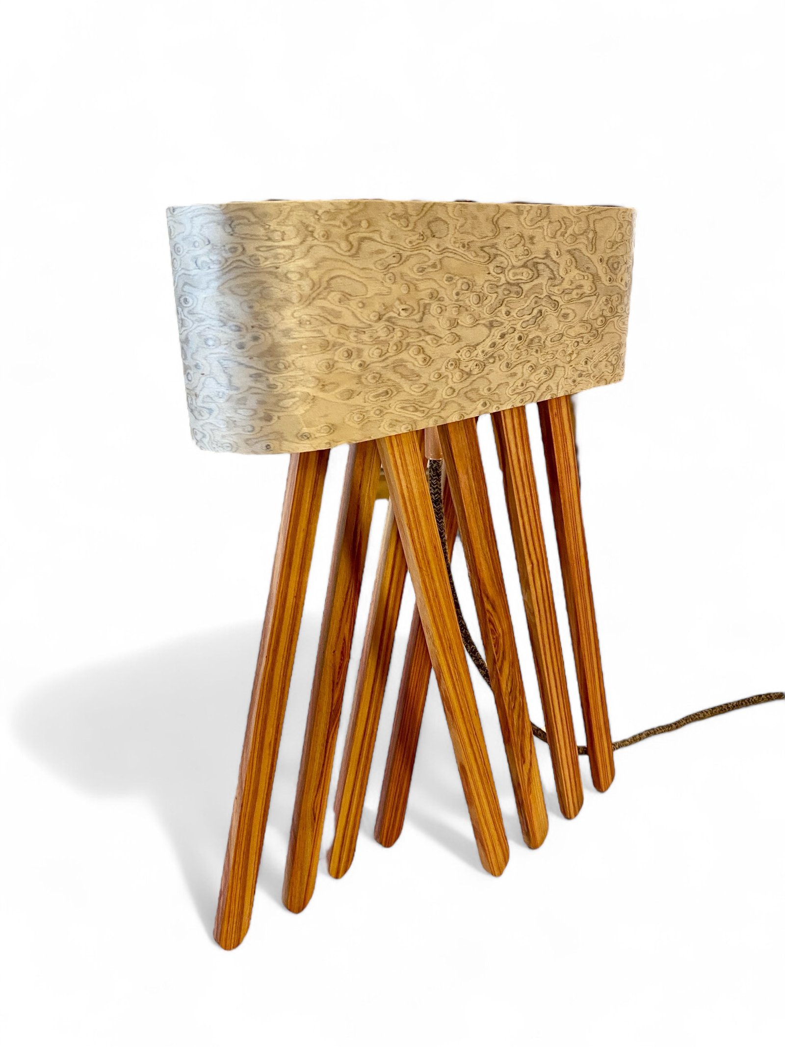 Luminaire design en bois “Octopus” – Création artisanale unique – Image 7