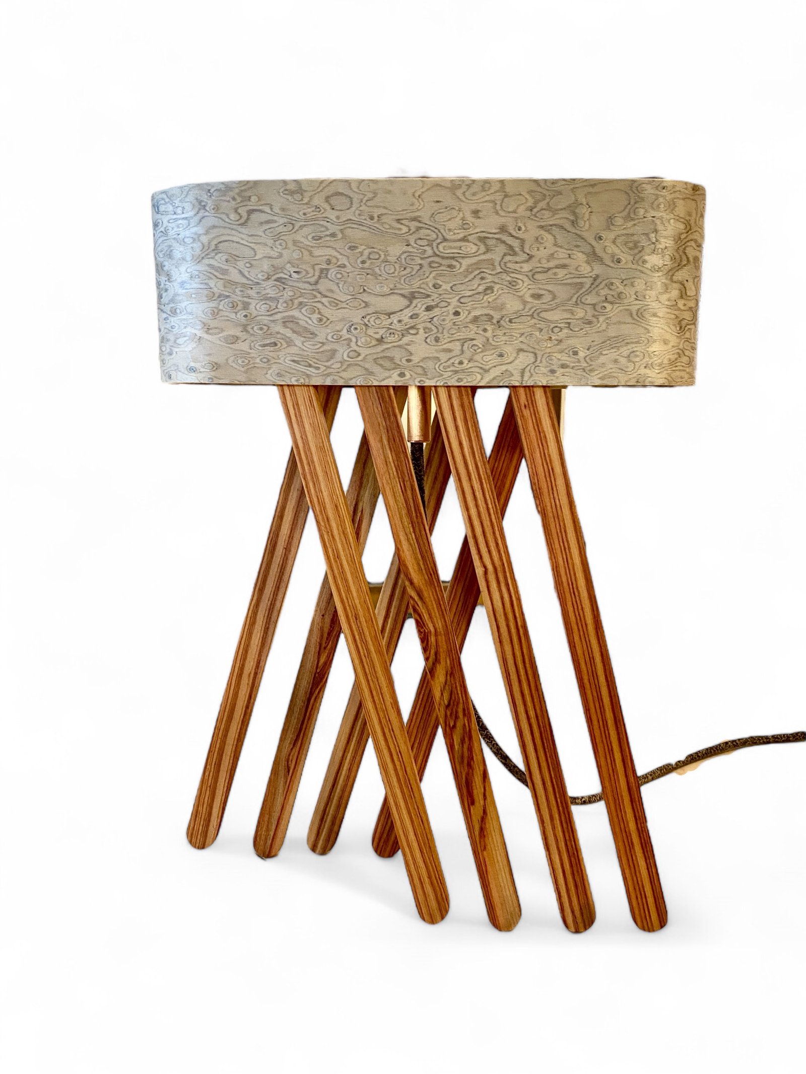 Luminaire design en bois “Octopus” – Création artisanale unique – Image 8